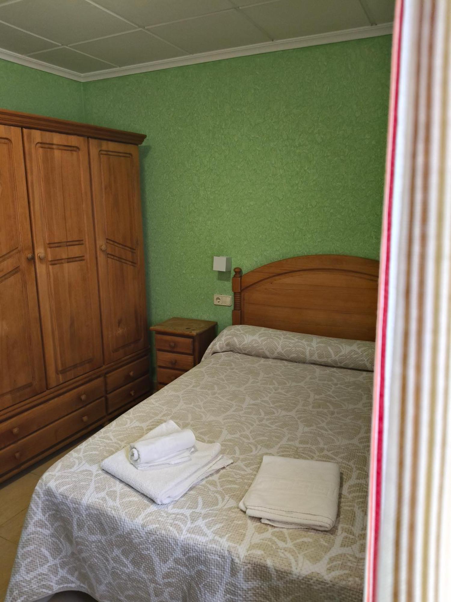 Hostal Restaurante San Carlos Barrio de San Carlos Exteriör bild